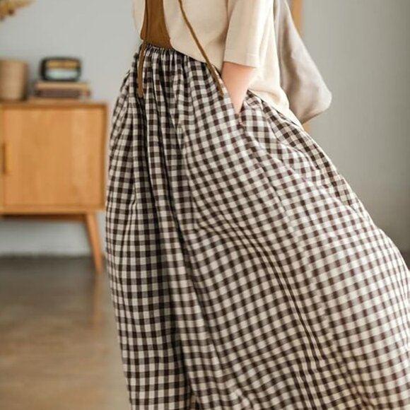 Plaid Gingham Wide Leg Capri Pants - Picture 4 of 6